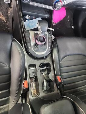 Aurora Black Pearl 2022 Kia Forte GT-Line