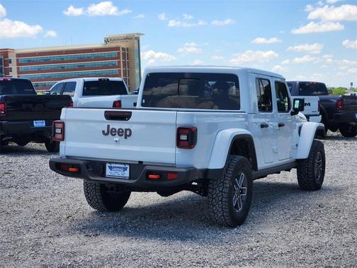 2025 Jeep Gladiator Mojave