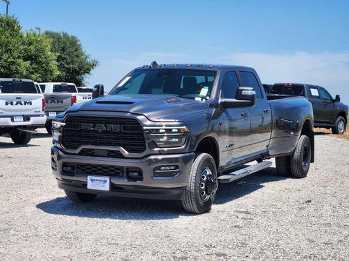 Granite Crystal Clearcoat Metallic 2026 RAM 3500 Laramie