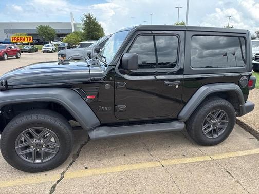 2024 Jeep Wrangler Sport