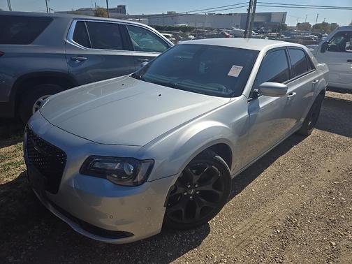 2021 Chrysler 300 S
