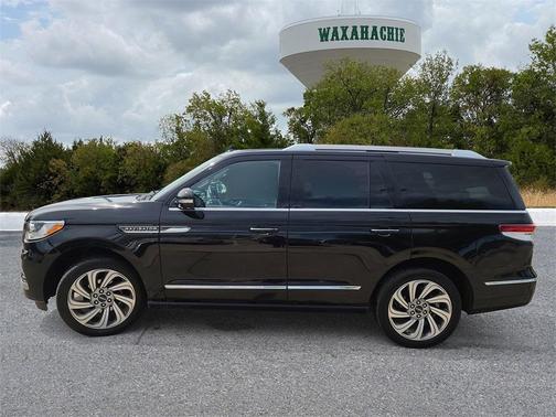 2022 Lincoln Navigator Reserve