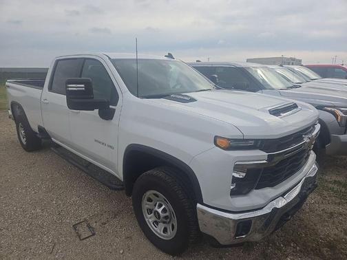 Summit White 2025 Chevrolet Silverado 2500 LT
