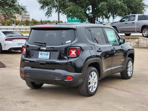 2023 Jeep Renegade Latitude