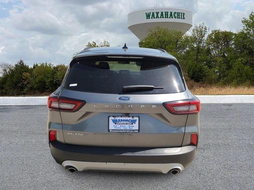 Gray Metallic 2025 Ford Escape ST-Line