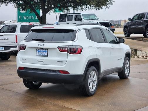 2025 Jeep Compass Latitude