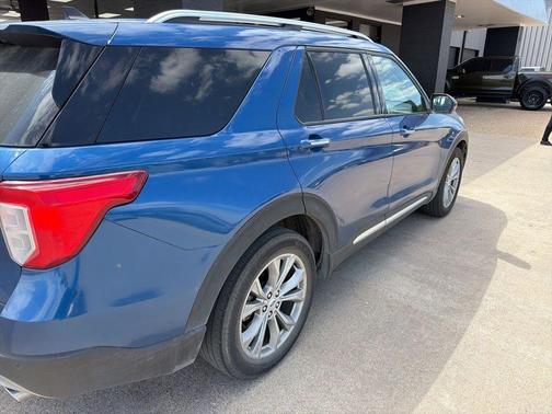 Blue Metallic 2023 Ford Explorer Limited
