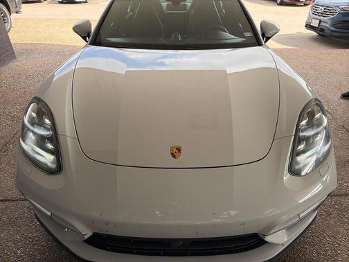 2018 Porsche Panamera Turbo