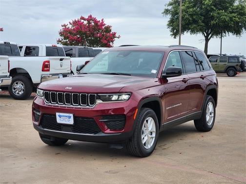 2025 Jeep Grand Cherokee Laredo X