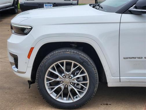 2025 Jeep Grand Cherokee L Summit