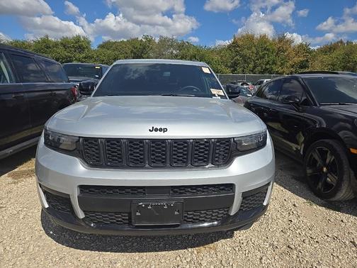 2024 Jeep Grand Cherokee L Laredo