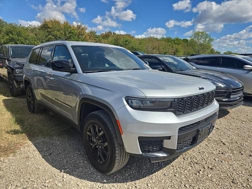 2024 Jeep Grand Cherokee L Laredo