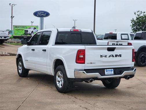 2025 RAM 1500 Big Horn/Lone Star