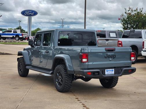 2025 Jeep Gladiator Sport