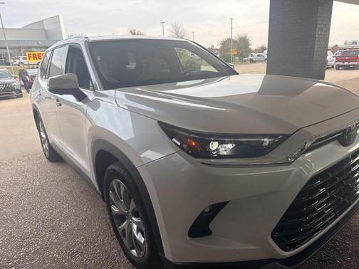 2024 Toyota Grand Highlander LIMITED