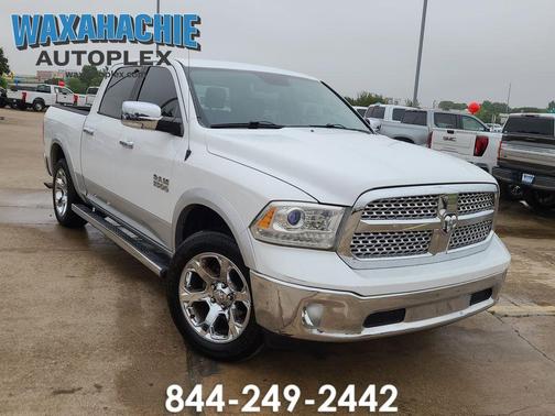 Bright White Clearcoat 2016 RAM 1500 Laramie