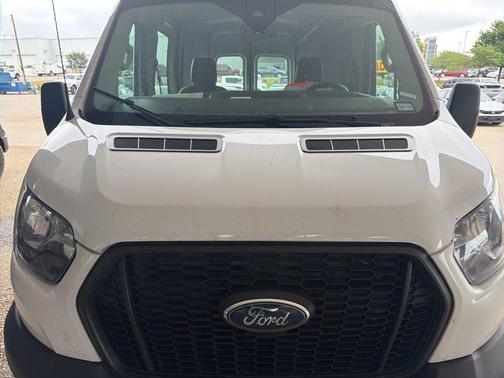 Oxford White 2023 Ford Transit-250 Base