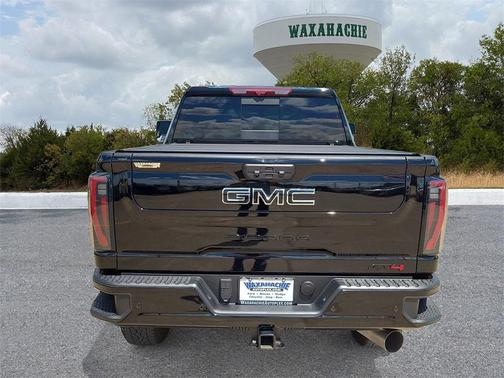 2025 GMC Sierra 2500 AT4