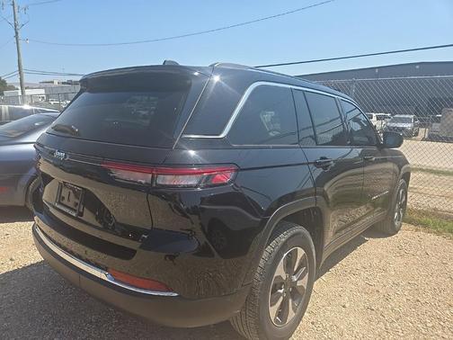 2022 Jeep Grand Cherokee 4xe Base
