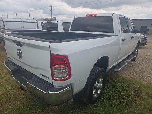 Bright White Clearcoat 2024 RAM 2500 Big Horn