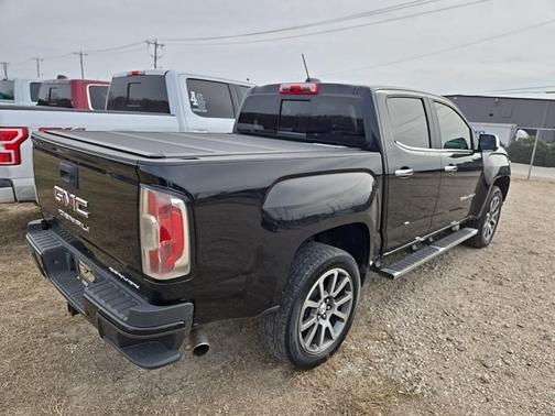 2022 GMC Canyon Denali