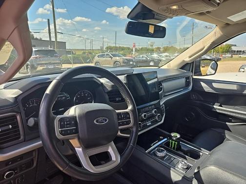 2024 Ford Expedition XLT