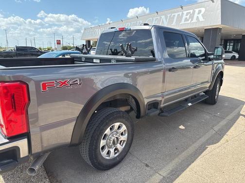 2024 Ford F-250 XLT
