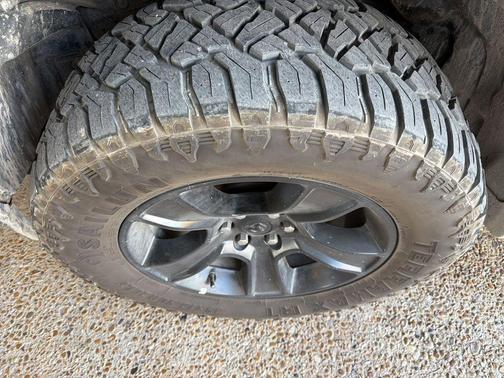Granite Crystal Clearcoat Metallic 2023 RAM 1500 Big Horn