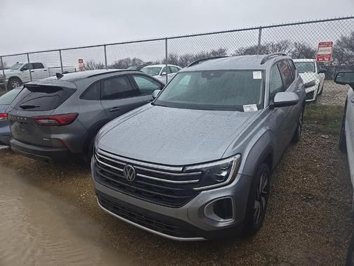 2024 Volkswagen Atlas 2.0T SE