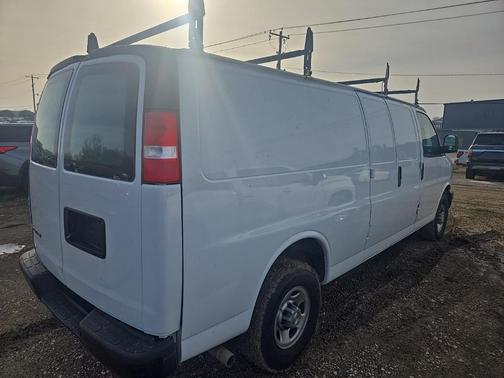 2022 Chevrolet Express 2500 Work Van