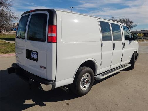 2024 GMC Savana 2500 Work Van