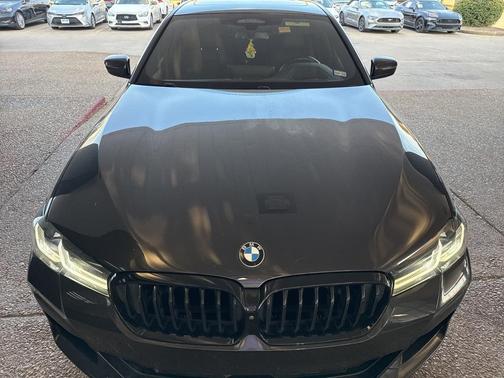 2021 BMW 530 i