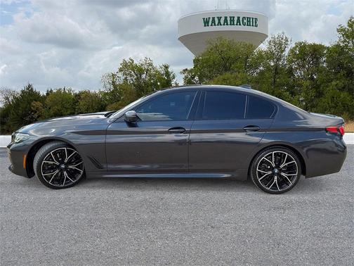 2021 BMW 530 i