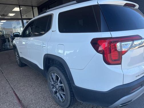 2020 GMC Acadia SLT