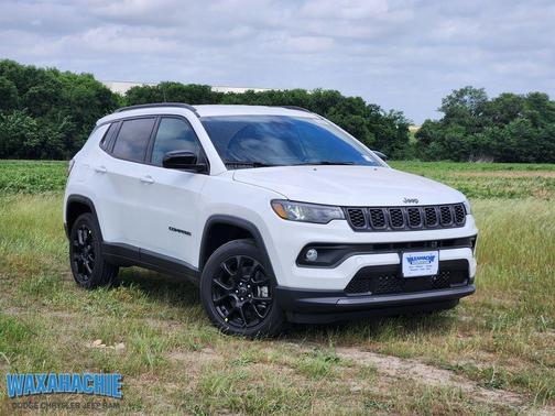 Bright White Clearcoat 2026 Jeep Compass Latitude