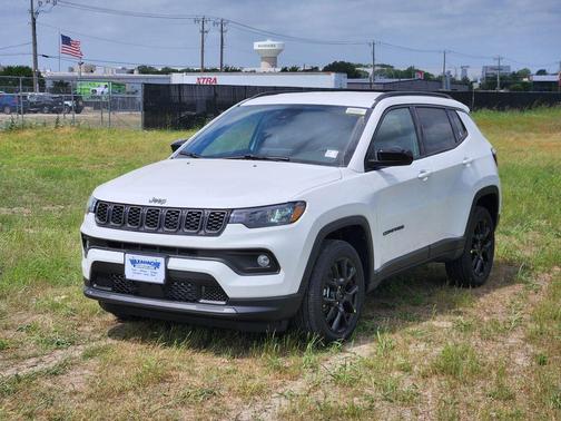 Bright White Clearcoat 2026 Jeep Compass Latitude