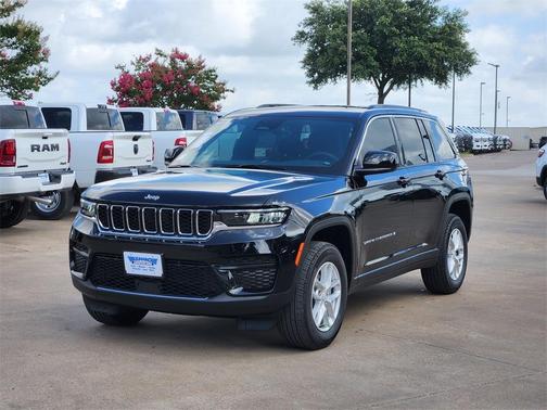 2025 Jeep Grand Cherokee Laredo X
