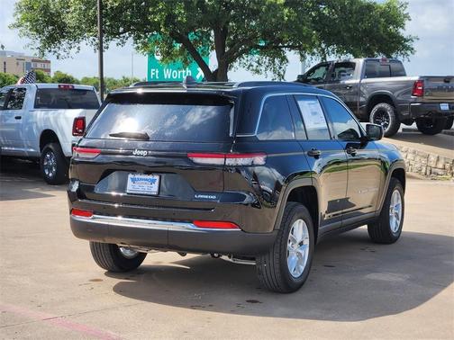 2025 Jeep Grand Cherokee Laredo X