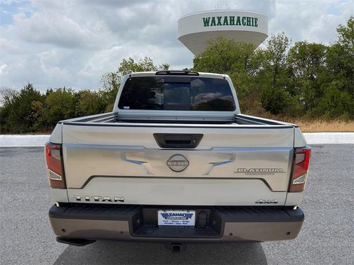 2024 Nissan Titan Platinum Reserve