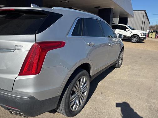 2017 Cadillac XT5 Premium Luxury