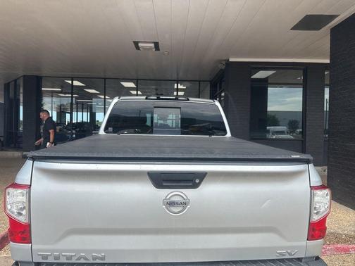 Brilliant Silver Metallic 2017 Nissan Titan SV
