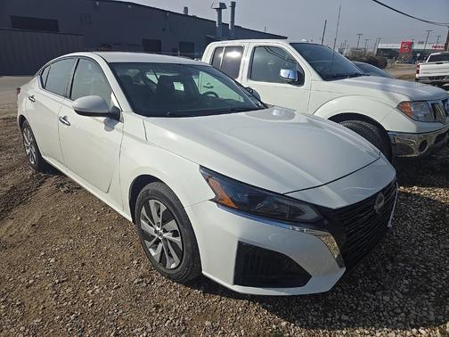 2023 Nissan Altima 2.5 S