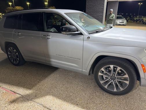 2022 Jeep Grand Cherokee L Overland