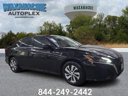 Black 2025 Nissan Altima S