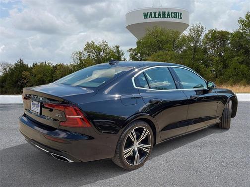 2022 Volvo S60 B5 Inscription