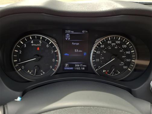 2022 INFINITI Q50 LUXE
