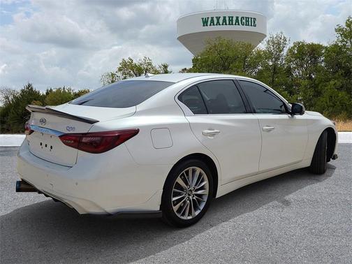 2022 INFINITI Q50 LUXE