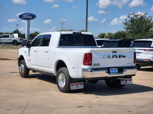 Bright White Clearcoat 2026 RAM 3500 Limited