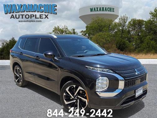 2022 Mitsubishi Outlander ES