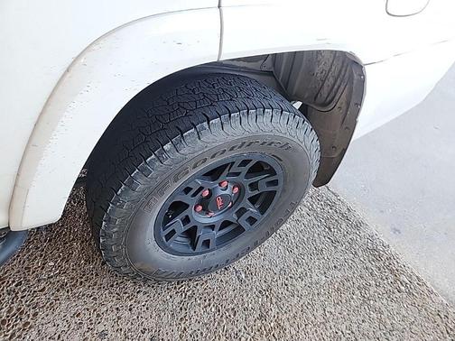 Blizzard Pearl 2020 Toyota 4Runner Sport